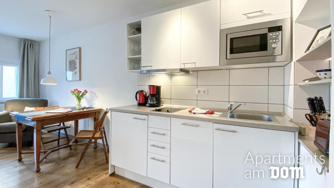 Apartments Am Dom Наумбург Экстерьер фото