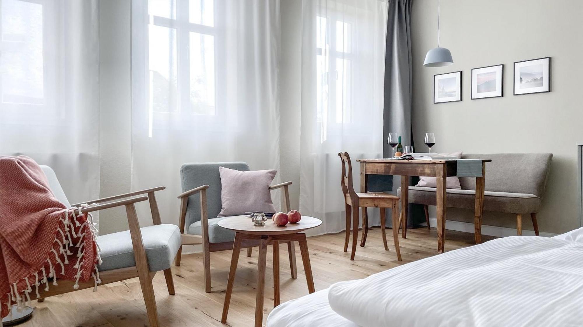 Apartments Am Dom Наумбург Экстерьер фото